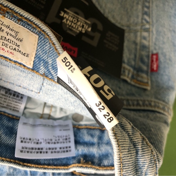 Levi’s Skinny 501 - Picture 5 of 8